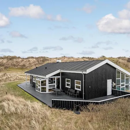 Feriehus Beautiful In With Sauna