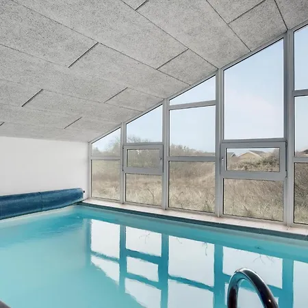 Feriehus Beautiful In With Sauna *