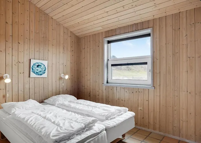 Дом отдыха Beautiful In With Sauna Йёрринг